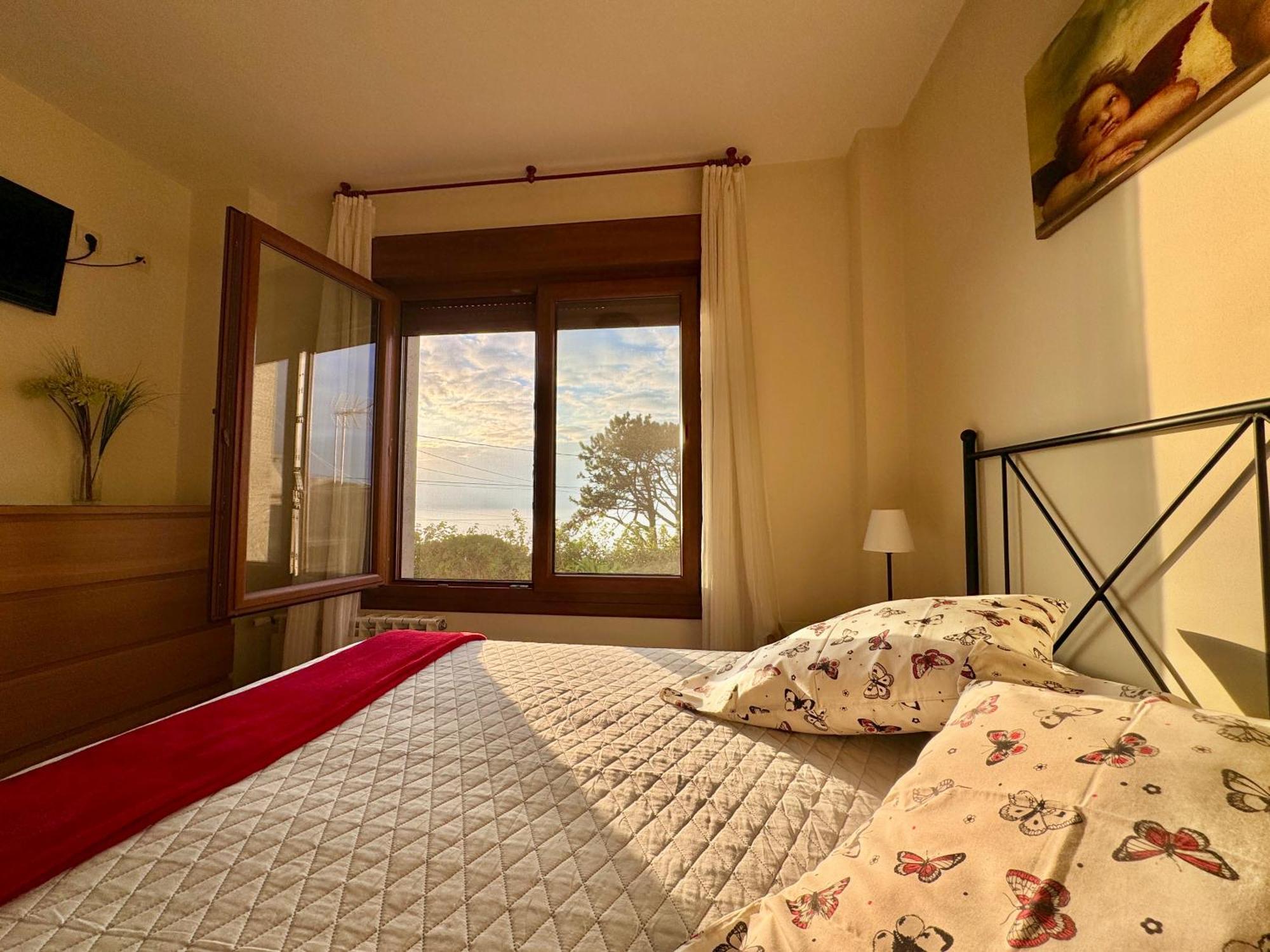 Rooms Peregrinos B Casa Alicia Rosal Buitenkant foto